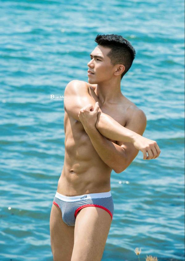 PHOTO-SET-BLUE-MAN-82---蔡承佑